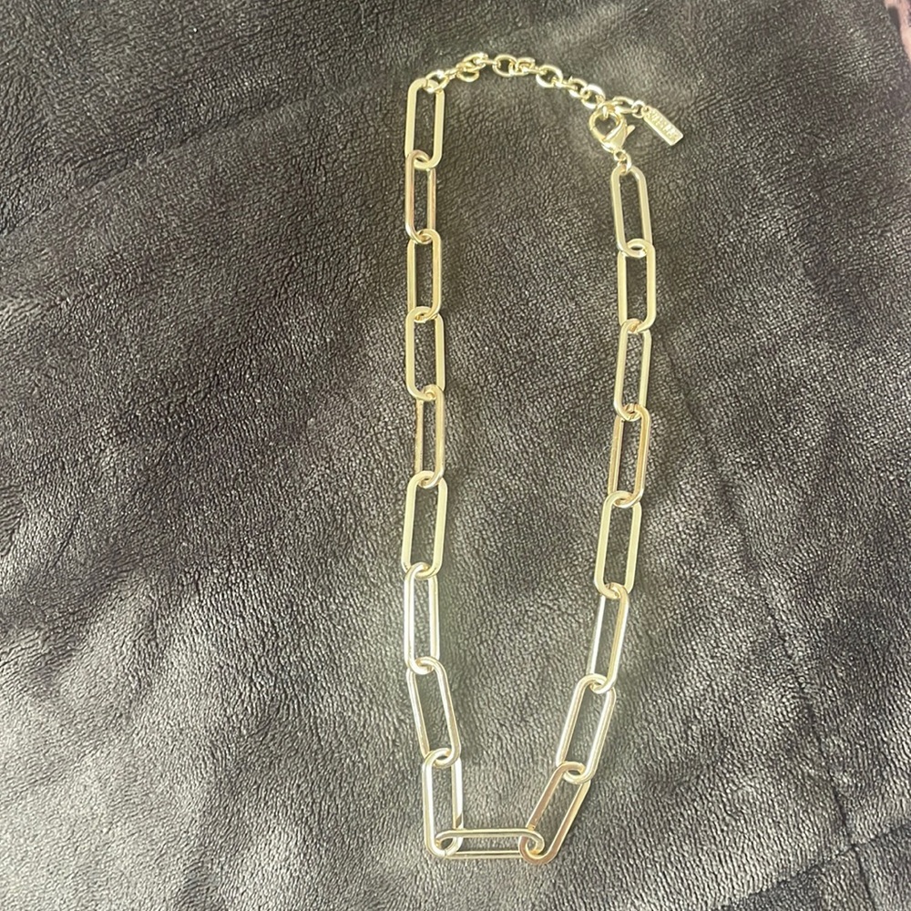 Simple gold chain necklace